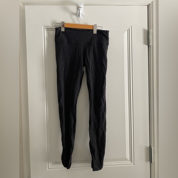 Lululmon Bundle - Picture 3 of 8